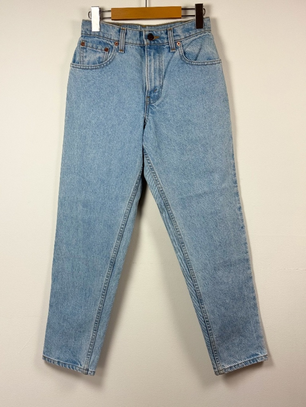 Dead stock Vintage 1996 Women Levi's 551 relaxed fit size 2 made in Canada jeans